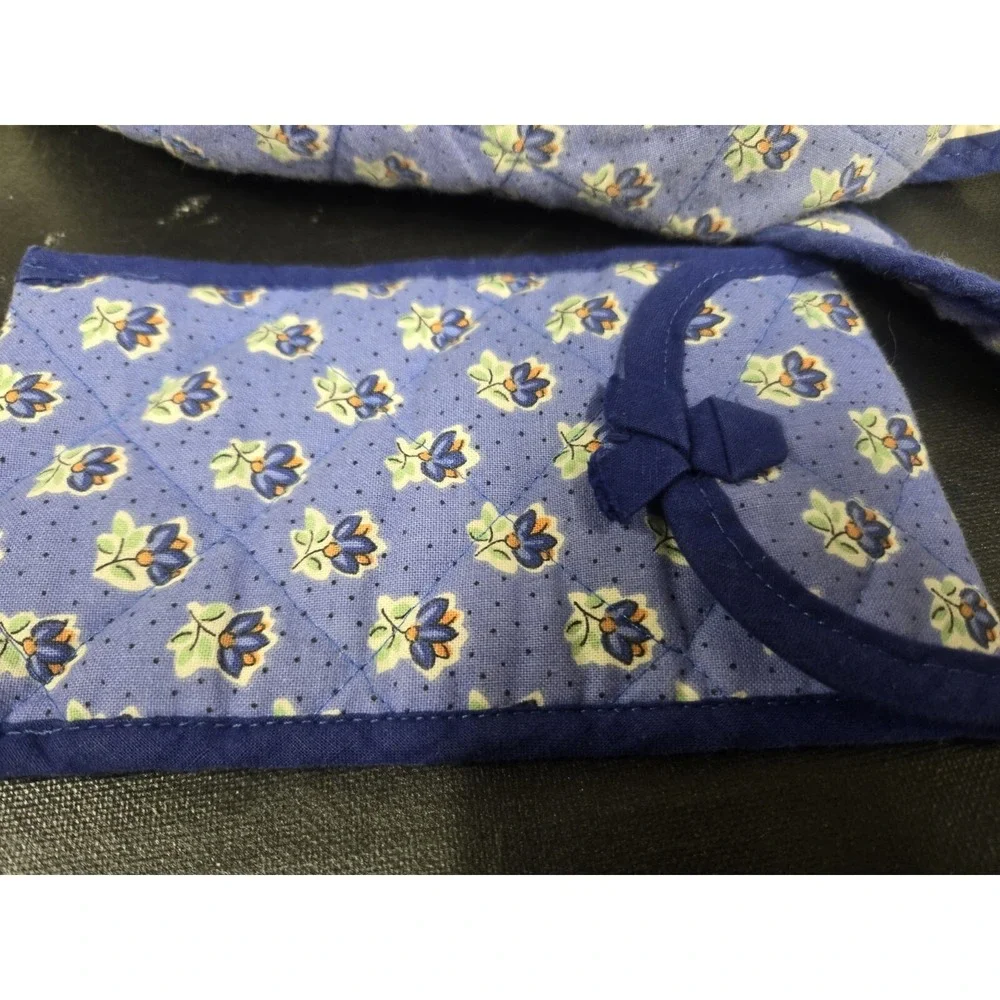 Vntg Floral  Backpack Blue